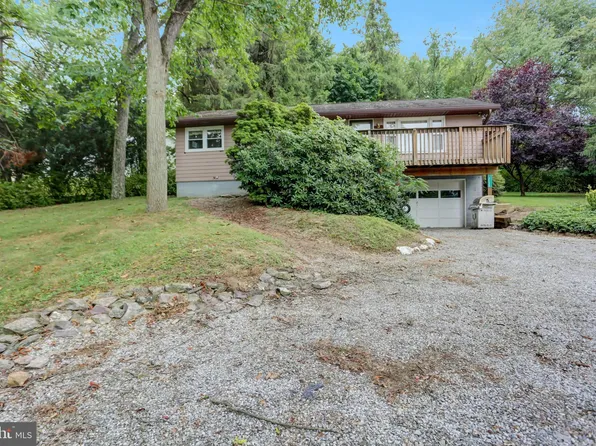 13838 Villa View Dr W, Waynesboro, PA 17268
