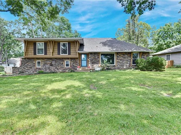 7706 W 100th Ter, Overland Park, KS 66212