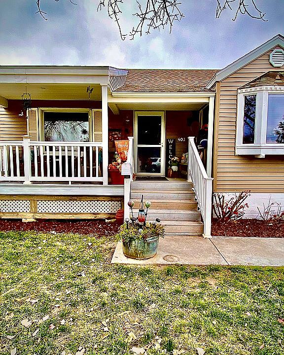 1st image of 403 James Ave