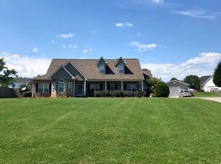 161 Hardwood Ridge Dr, Adairsville, GA 30103