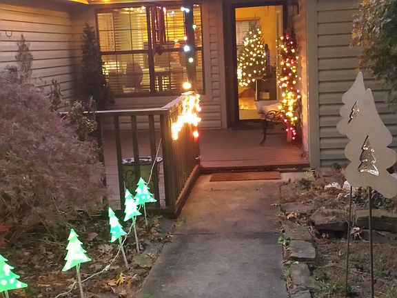 Picture of front of house during holidays