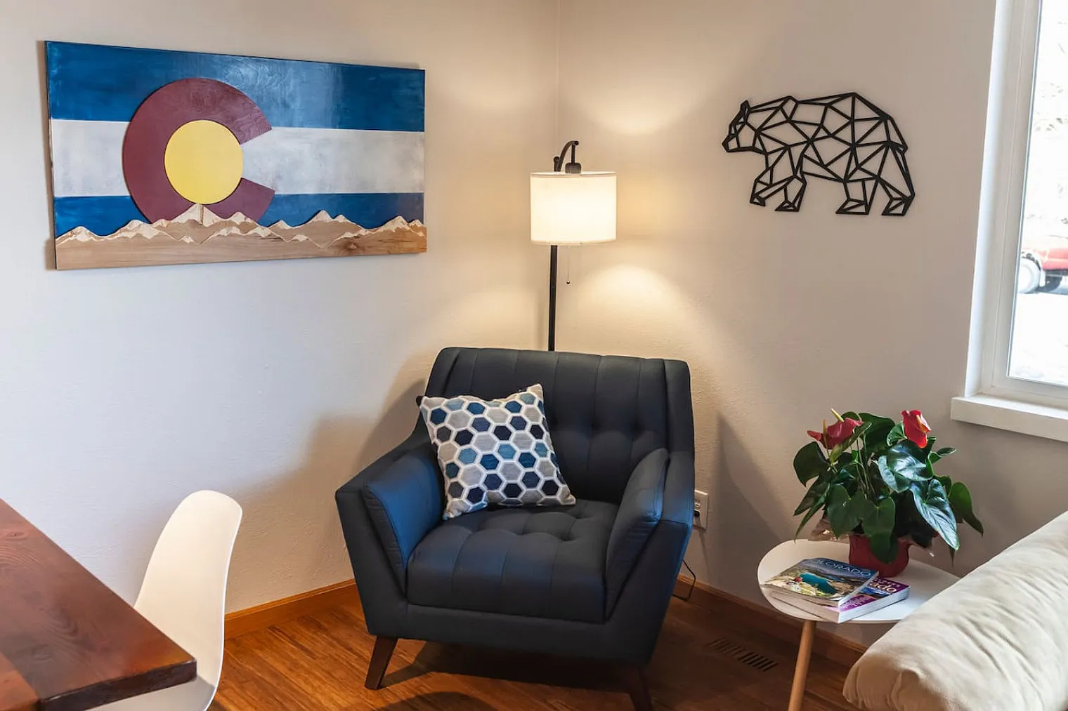 3 bed, 2.0 bath, $5,012 — Photo 4
