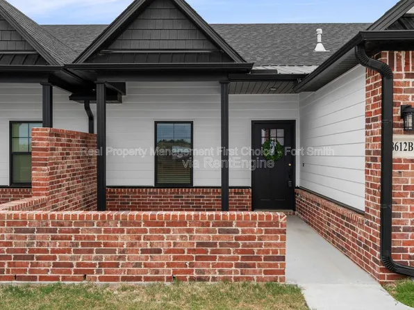 8724 Cantera Dr Unit B, Fort Smith, AR 72916