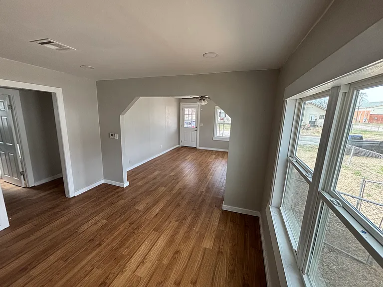 407 S 48th West Ave — Photo 5