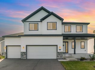 9911 32nd St NE, Saint Michael, MN 55376