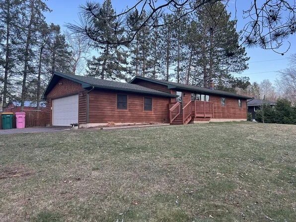 16 Memorial Dr, Esko, MN 55733
