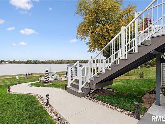 5th image of 114 4th St