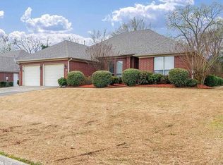 1325 Montana Dr, Conway, AR 72034