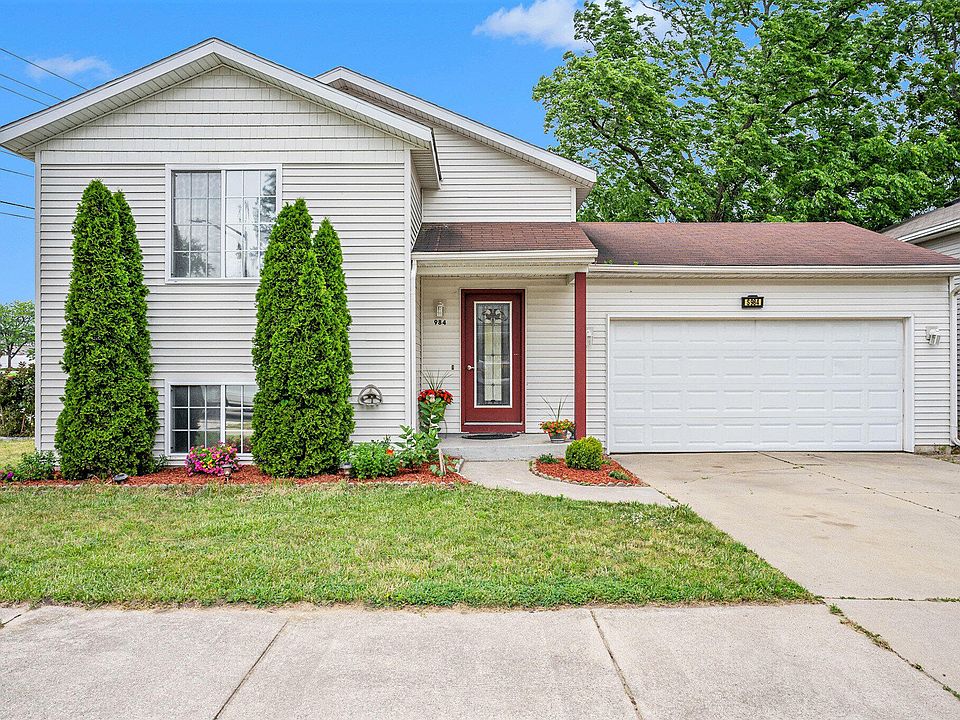 1st image of 984 Sagewood Ct