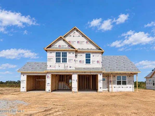 169 Crowville Street, Raeford, NC 28376