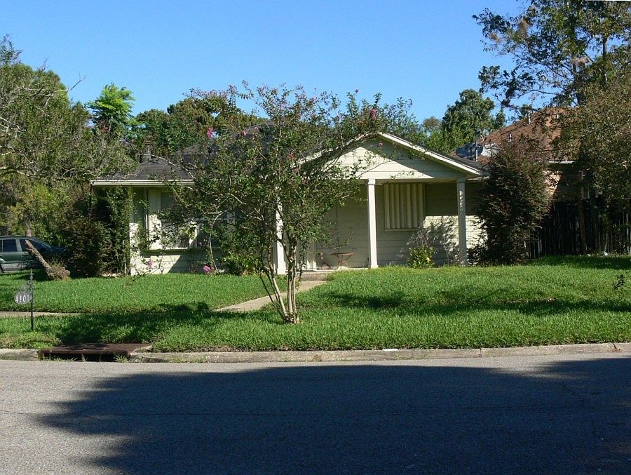 1st image of 4101 Stephen Girard Ave