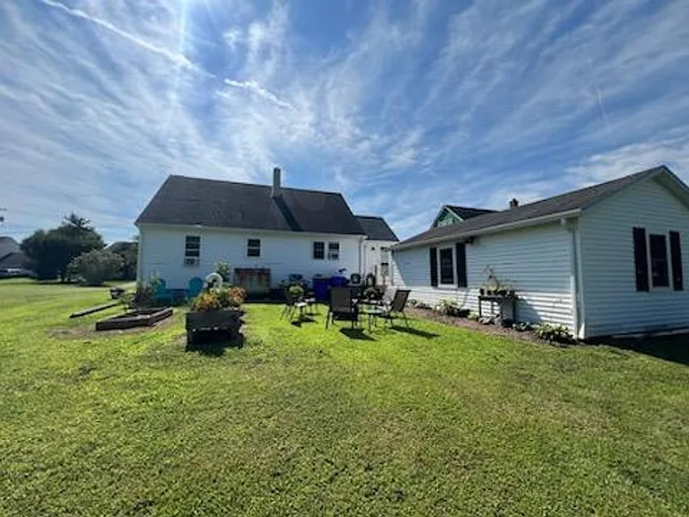 6166 Kirby Rd — Photo 4