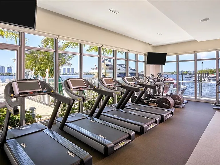 17301 Biscayne Blvd #Penthouse 7 — Photo 53