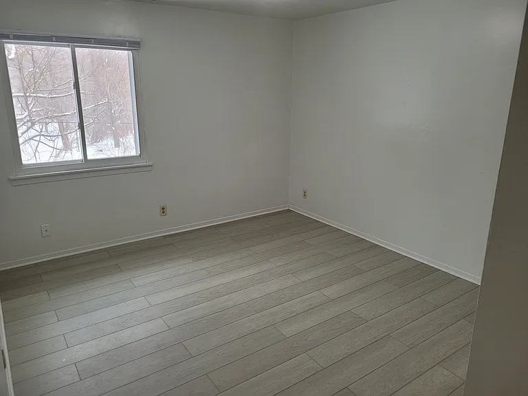 55589 Red Arrow Hwy #1 — Photo 8
