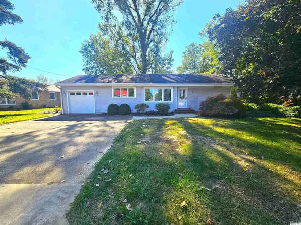 2116 Kochs Ln, Quincy, IL 62305