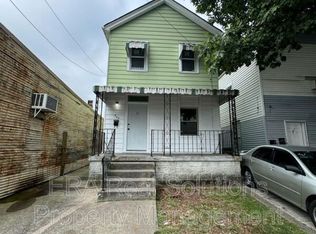305 Locust St, Cincinnati, OH 45216