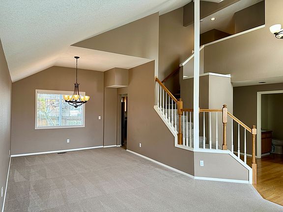 5th image of 31148 SW Willamette Way W