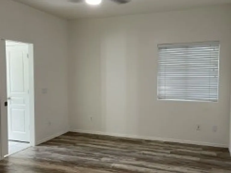 583 Aloha Way — Photo 8