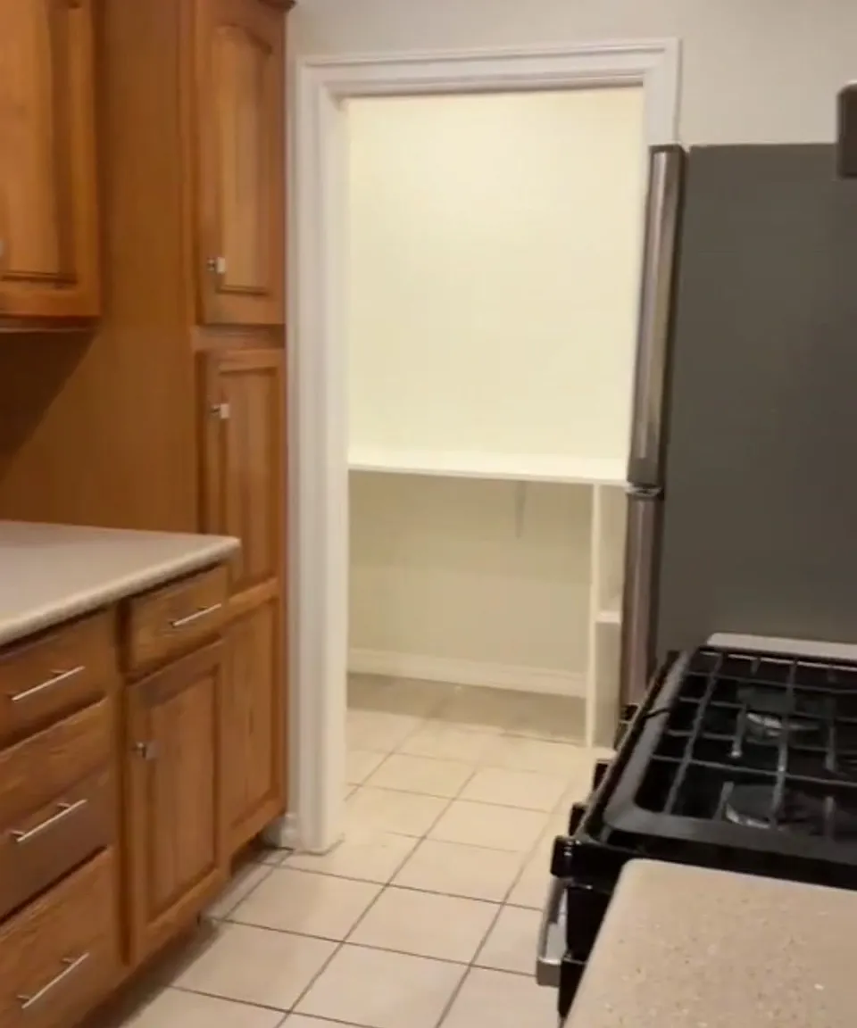 2 bed, 1250 sqft, $2,800 — Photo 3