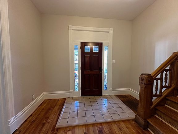 2nd image of 1207 Lincoln Ave