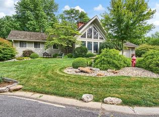 46 Larkmoor Dr, Glen Carbon, IL