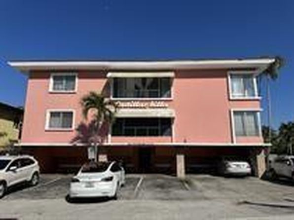 2 Isle Of Venice Dr APT 5