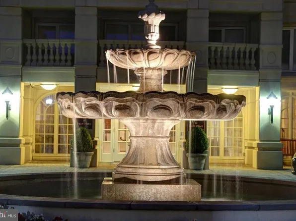 5 Park Pl APT 732, Annapolis, MD 21401