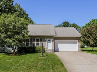 6571 Indian Point Rd, Montague, MI 49437