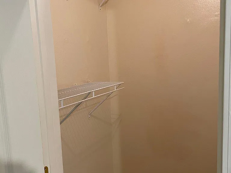 Walk in closet