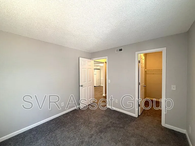 100 Fairway Park #1705 — Photo 10