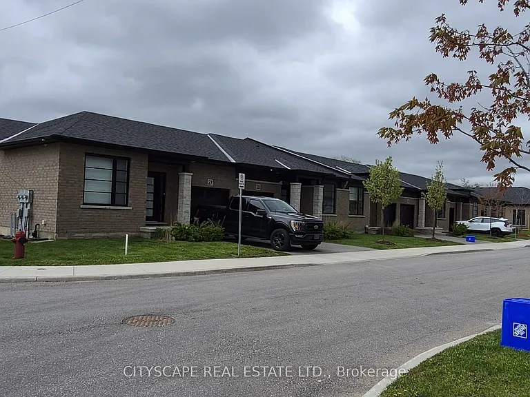 550 Grey St #28 — Photo 35