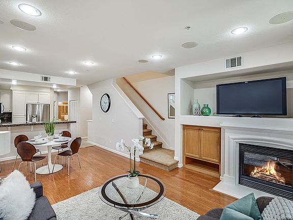 3rd image of 2517 Heron Ct