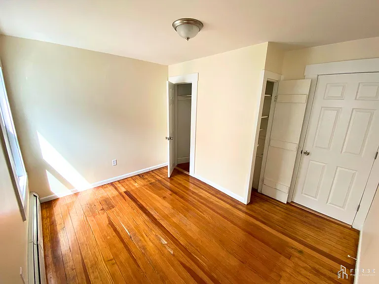 8 Frederick — Photo 6