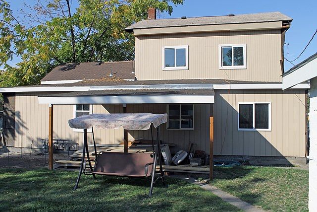 2nd image of 329 Grape St