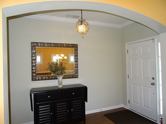 Arched Foyer detail