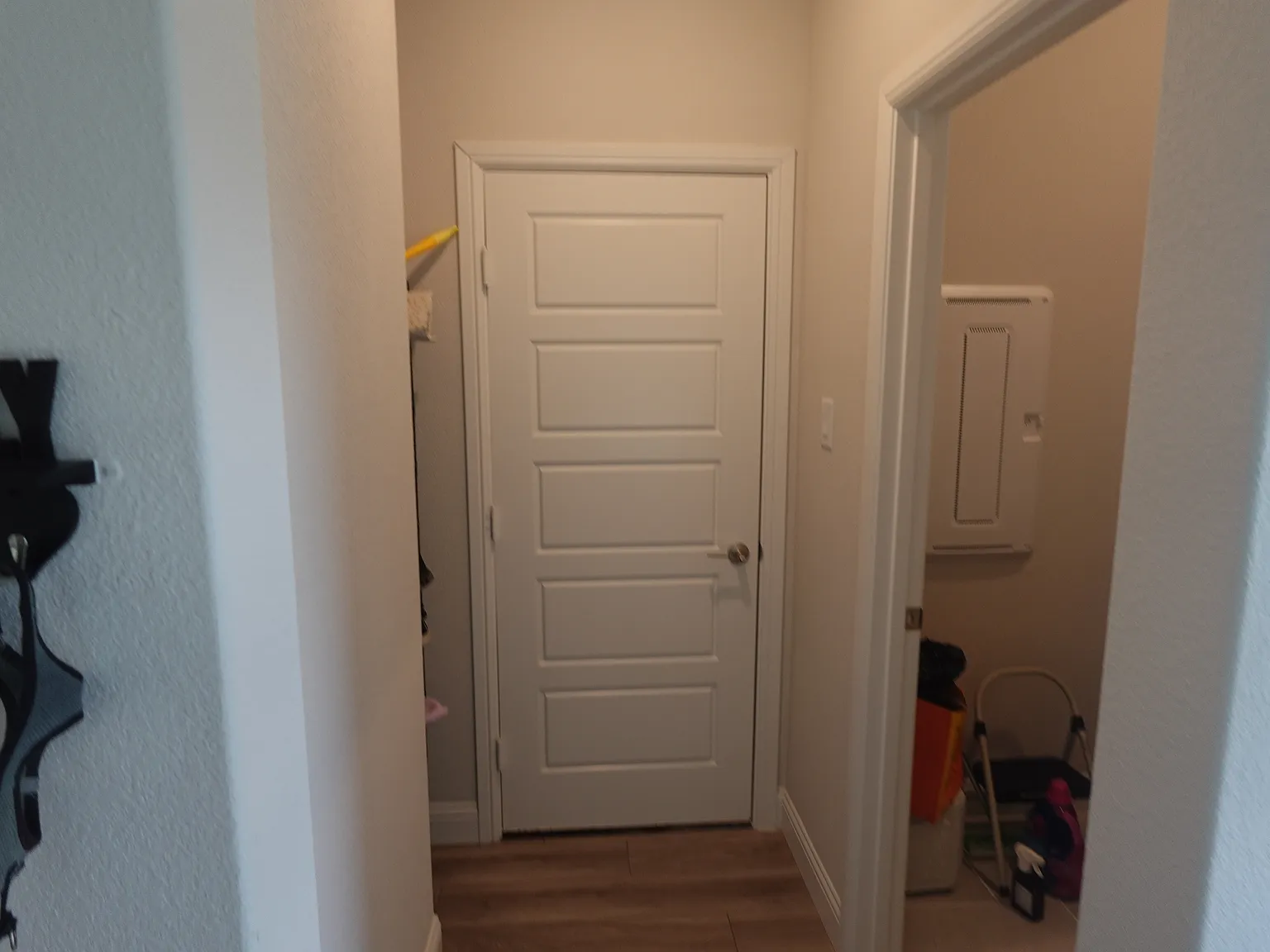 3 bed, 1381 sqft, $2,400 — Photo 3