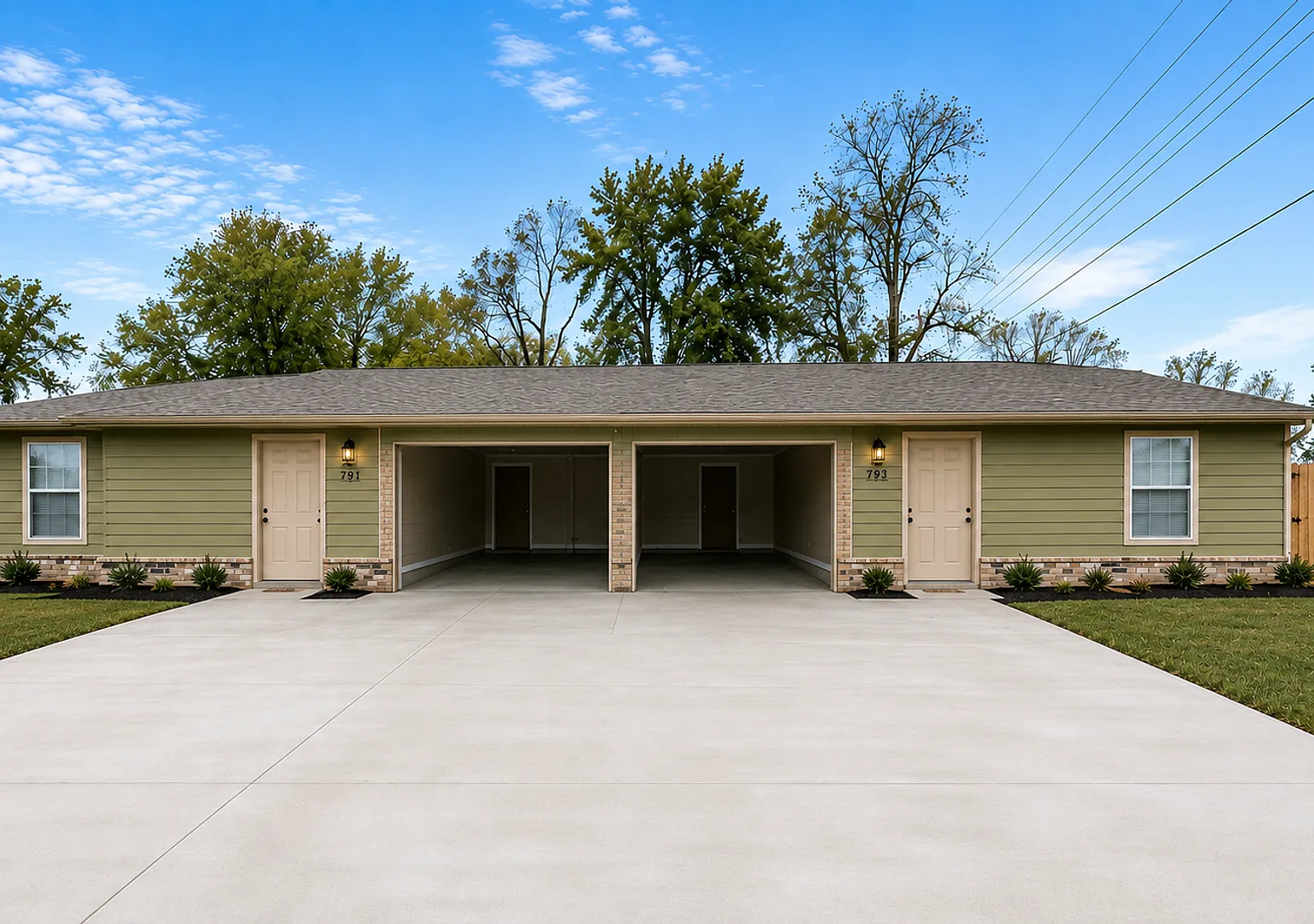 806 N Brook Drive — Photo 2