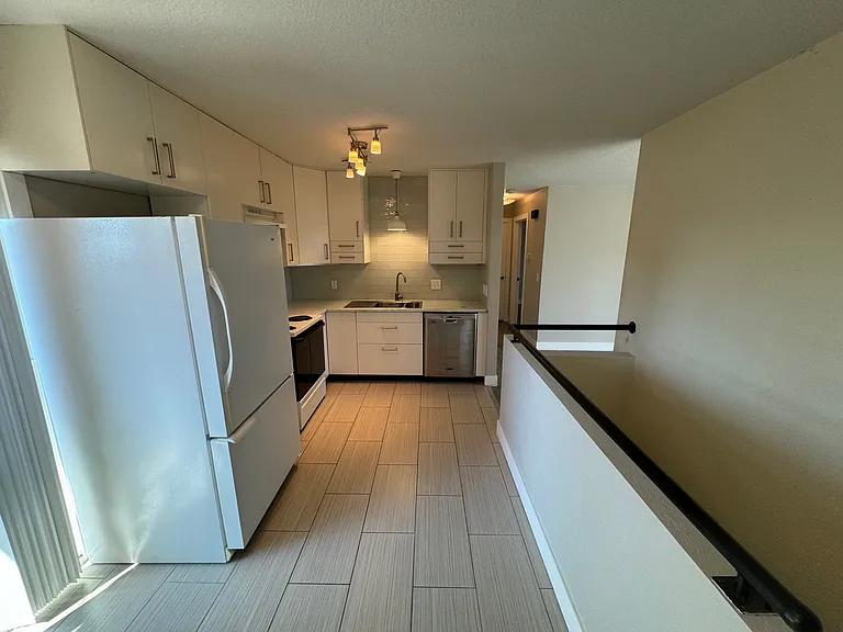 4700 W 16th Ave — Photo 9