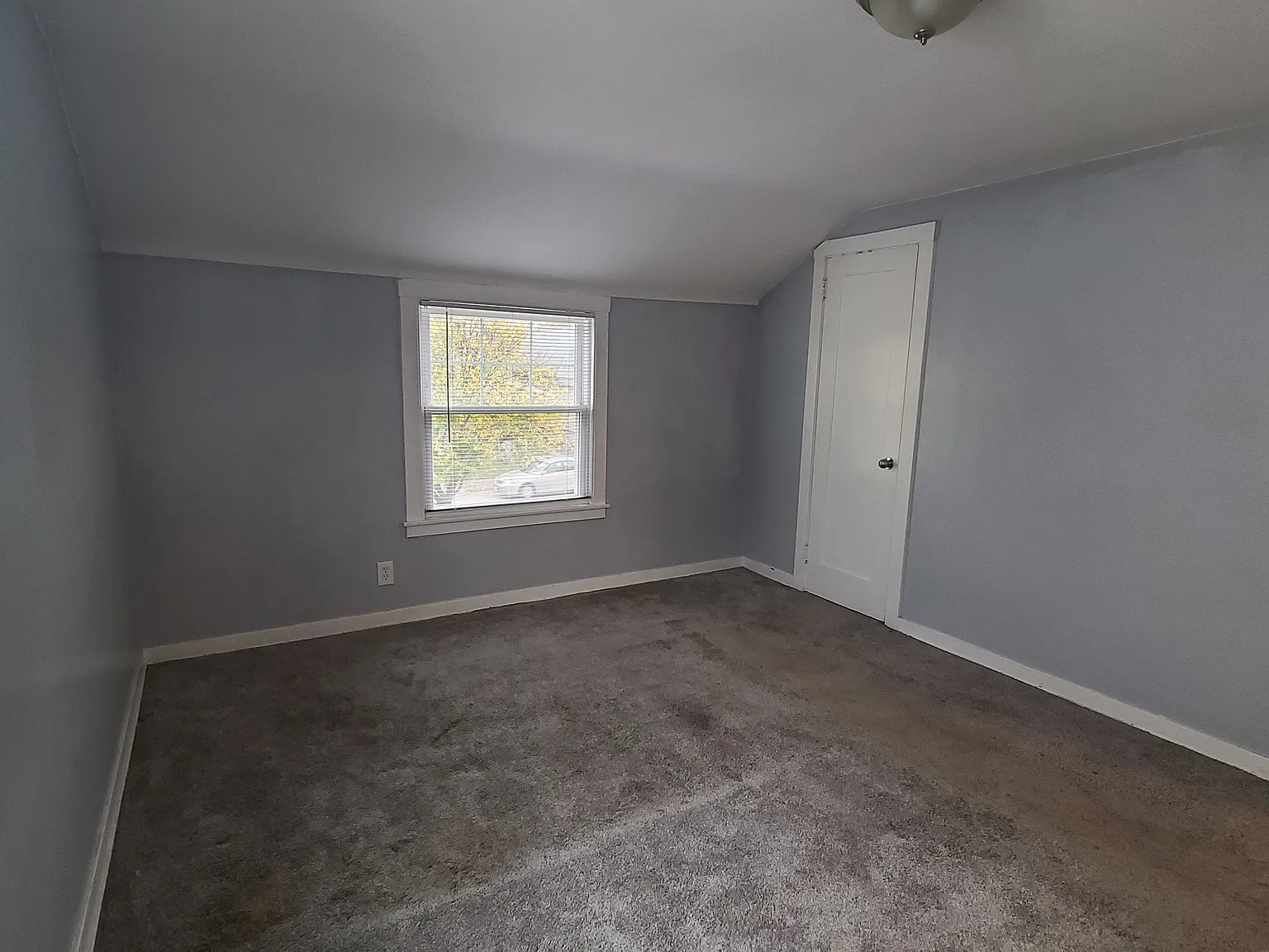 166 Fowler Ave — Photo 4