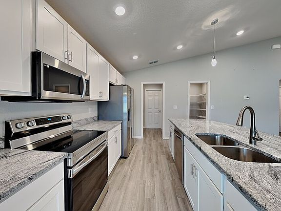 4th image of 12239 Cypress Branch St