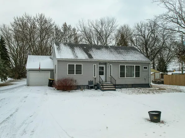 304 Secor St N, Bricelyn, MN 56014
