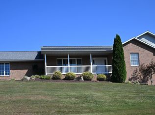 6720 E Schroeder Ln, Celestine, IN 47521