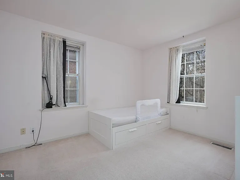 3630 39th St NW #B530 — Photo 10