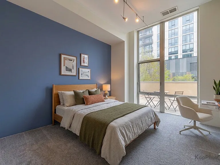 1720 Oak Ave #201 — Photo 24
