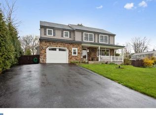 141 Hidden Valley Rd, Upper Chichester, PA 19014