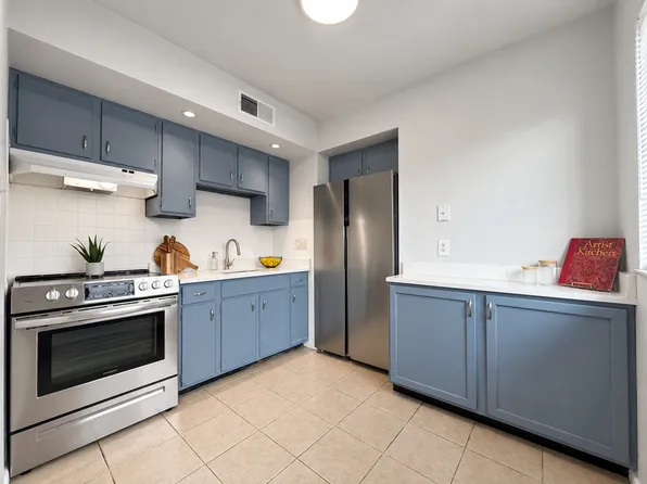 4133 Germania St #2F, Saint Louis, MO 63116