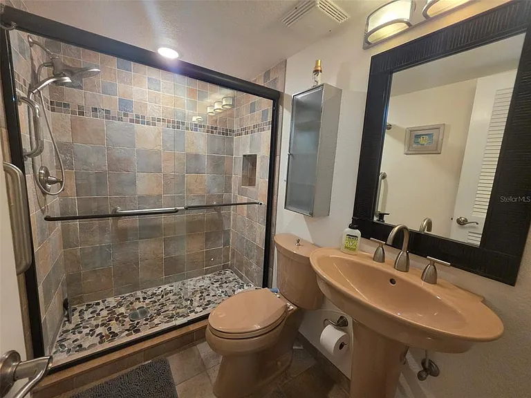 6295 Bahia Del Mar Cir #111 — Photo 35