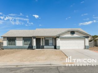 8064 E Fox St, Mesa, AZ 85207