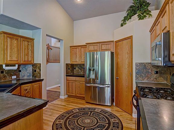 3rd image of 5112 S Menaul Ct