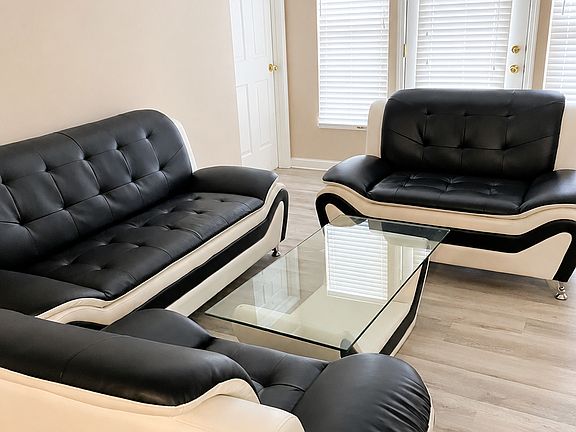 4th image of 1905 N Lincoln Ave #2